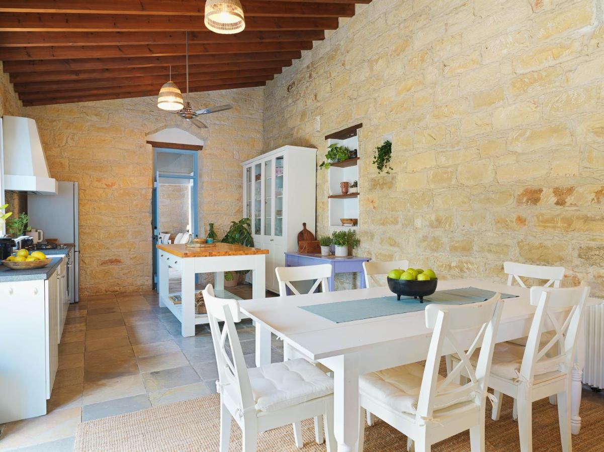 Villa Avgoustis Pachna Eksteriør bilde